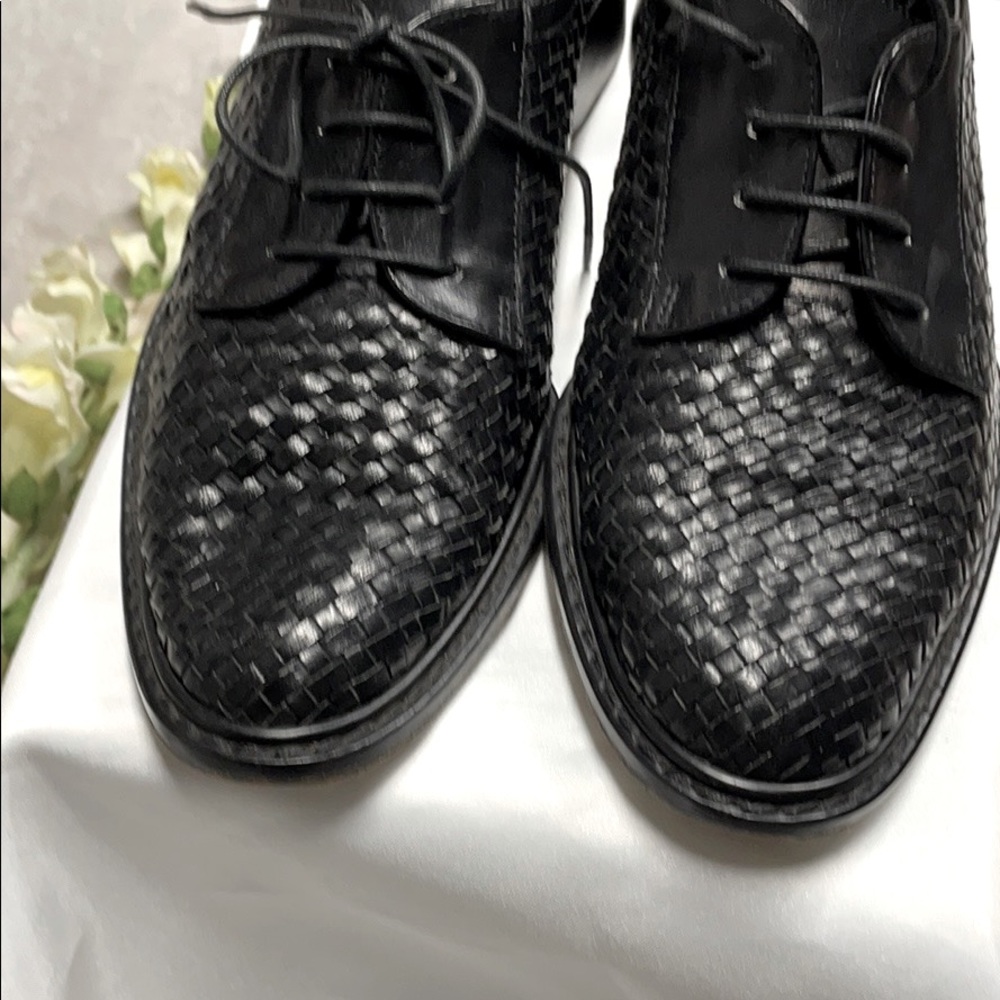 Nickels Black woven pattern leather Esperdrills
